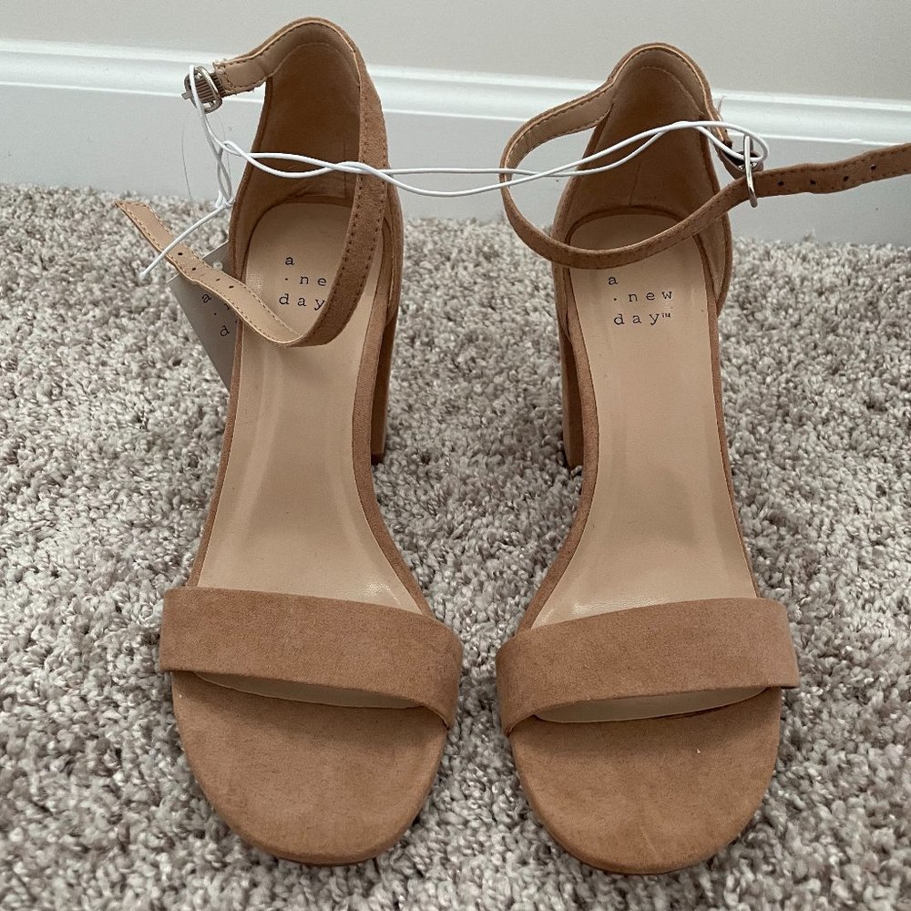 Nude block heel